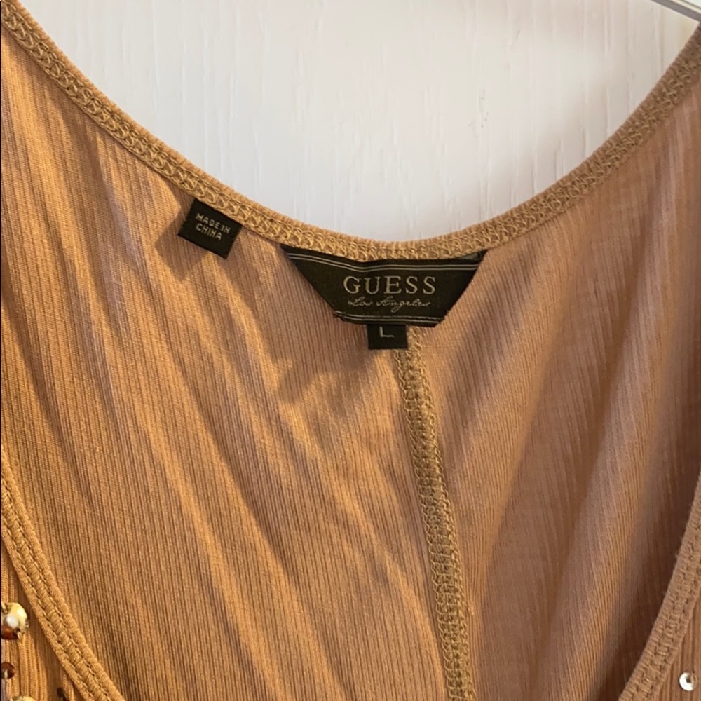 Guess tank earth tones - Picture 2 of 3